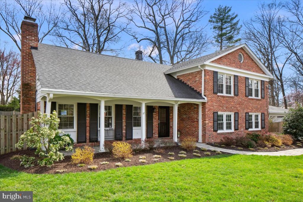 3801 DENSMORE COURT
