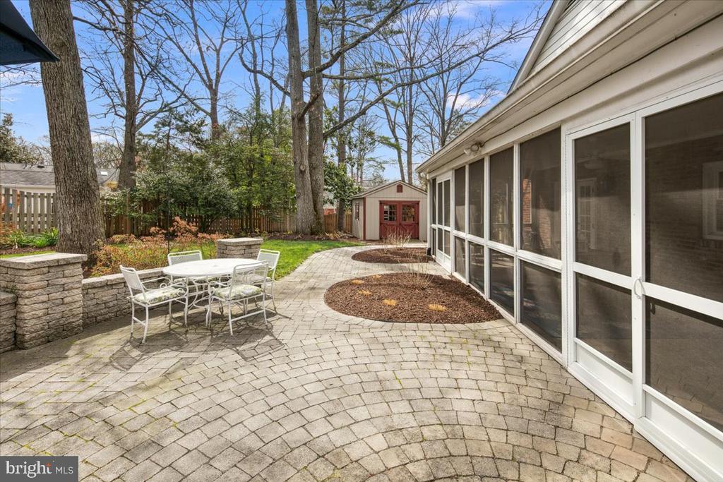 3801 DENSMORE COURT
