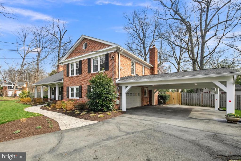 3801 DENSMORE COURT