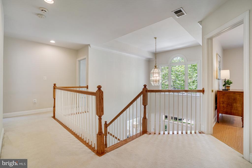 8043 WINSTEAD MANOR LANE