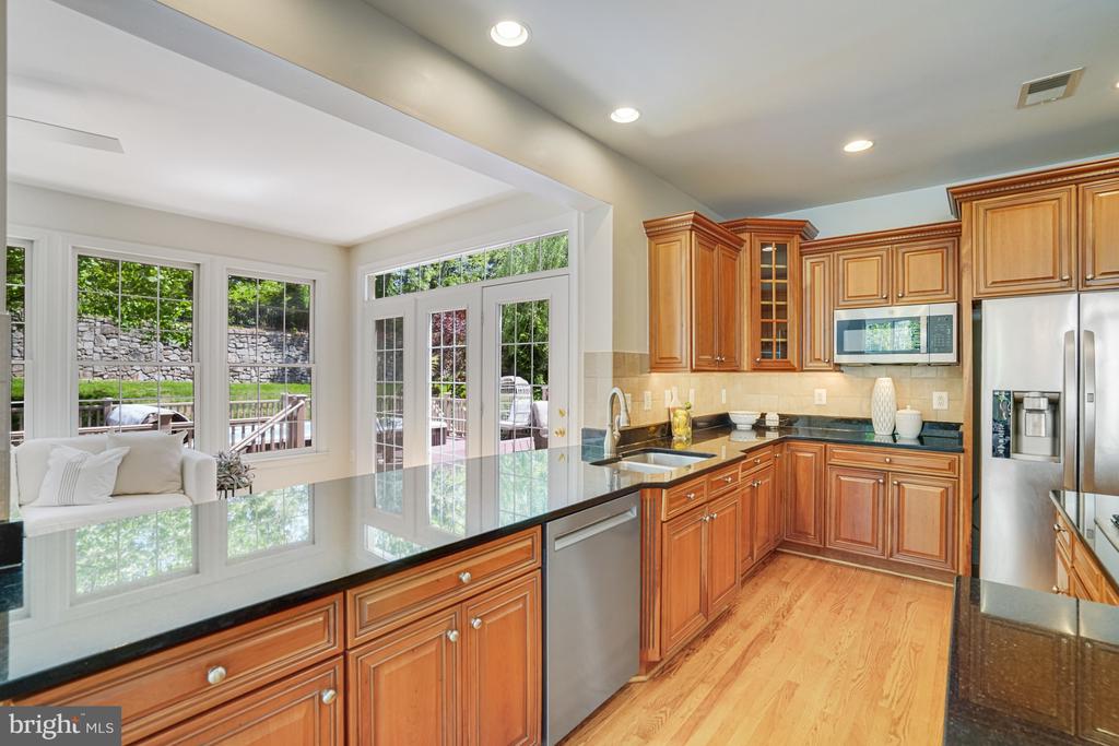 8043 WINSTEAD MANOR LANE