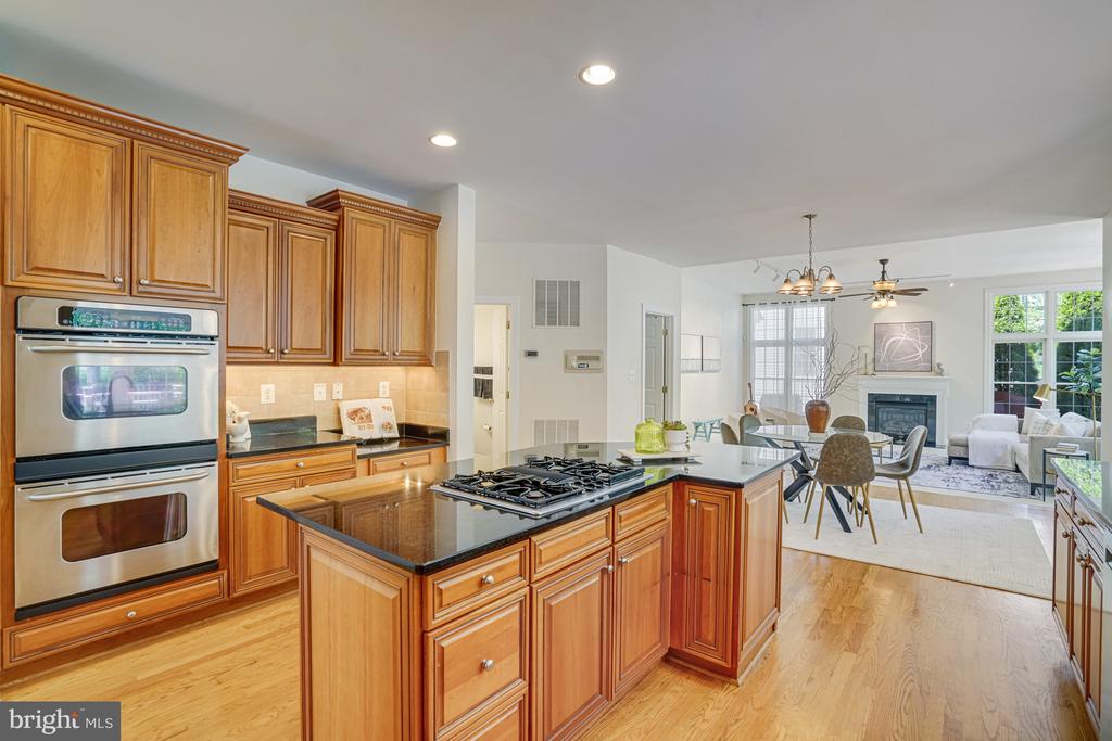 8043 WINSTEAD MANOR LANE