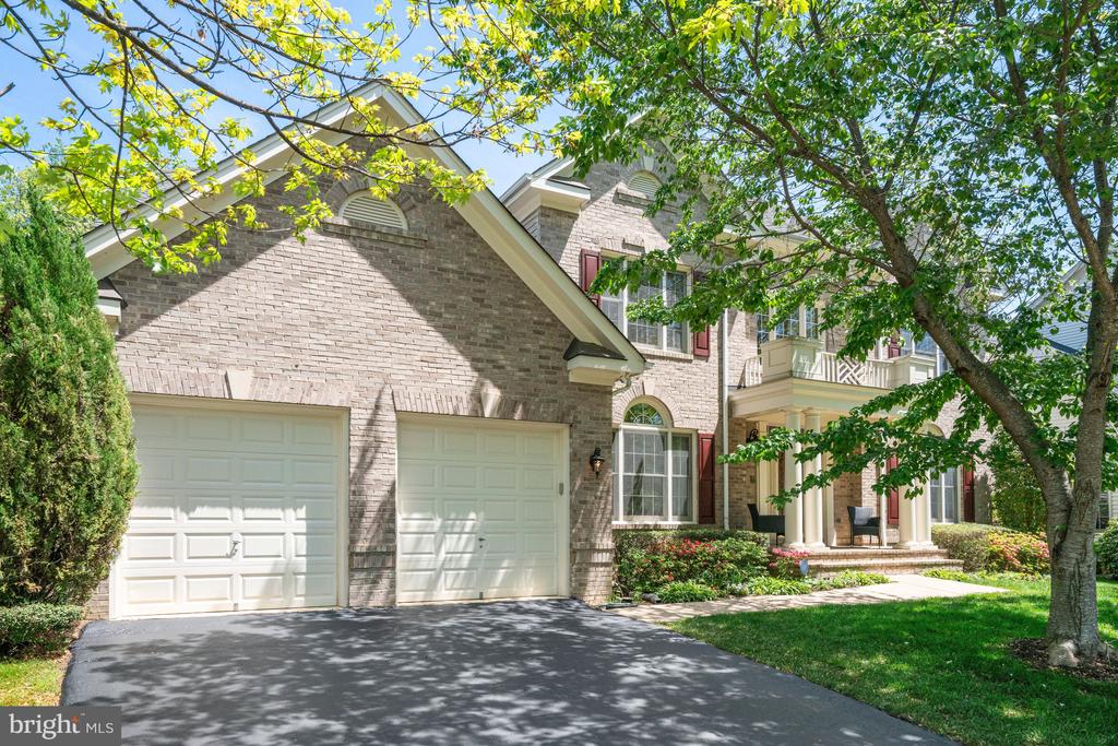 8043 WINSTEAD MANOR LANE