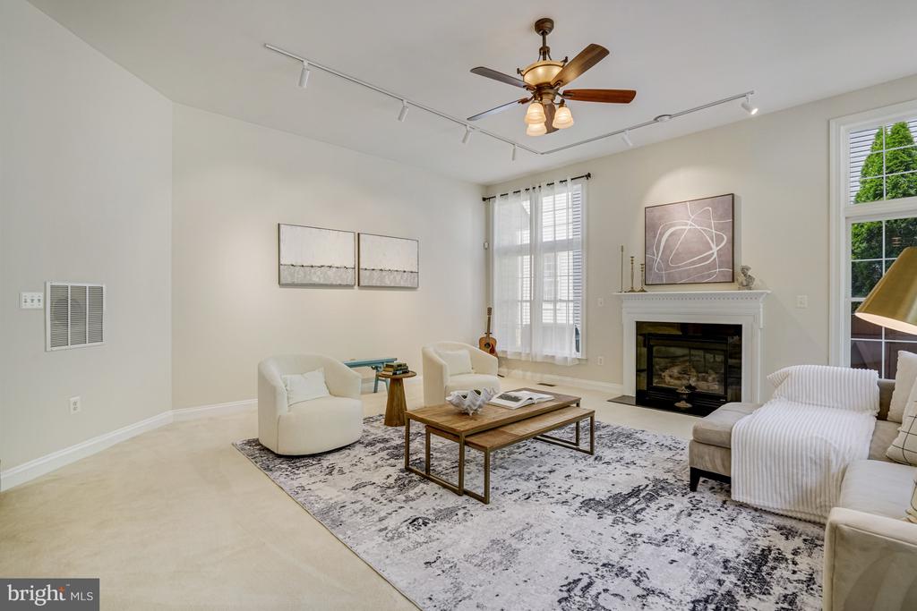 8043 WINSTEAD MANOR LANE