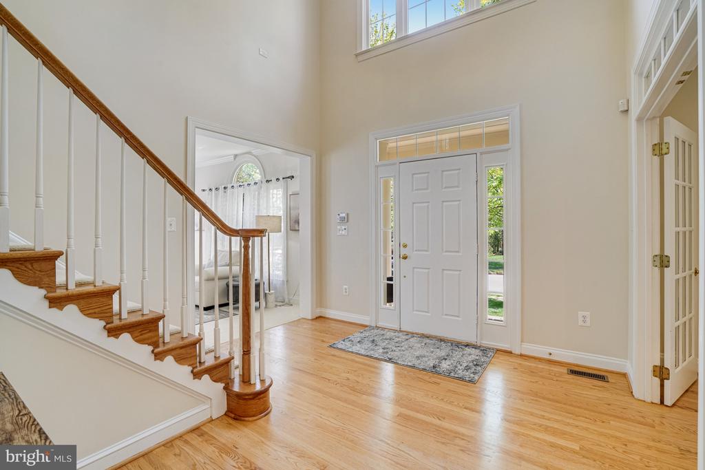 8043 WINSTEAD MANOR LANE