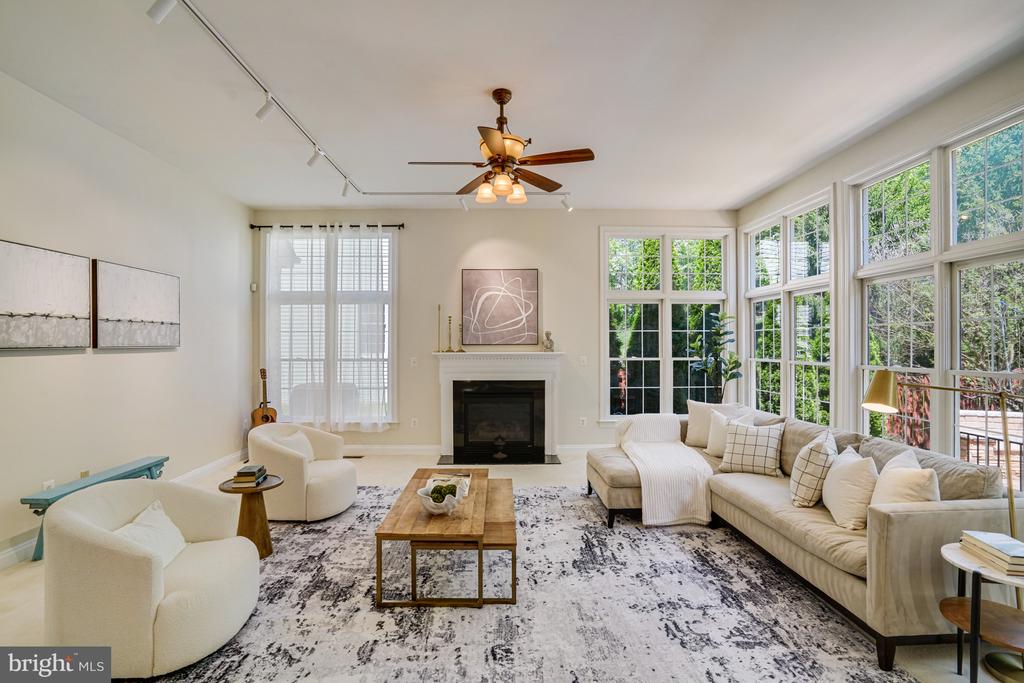 8043 WINSTEAD MANOR LANE
