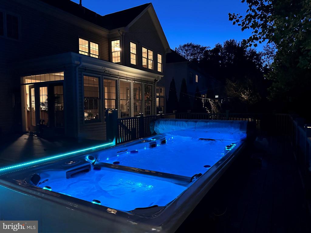 8043 WINSTEAD MANOR LANE