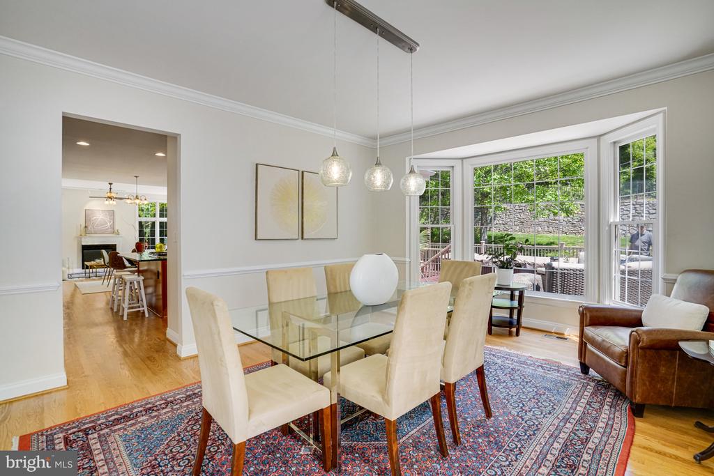8043 WINSTEAD MANOR LANE