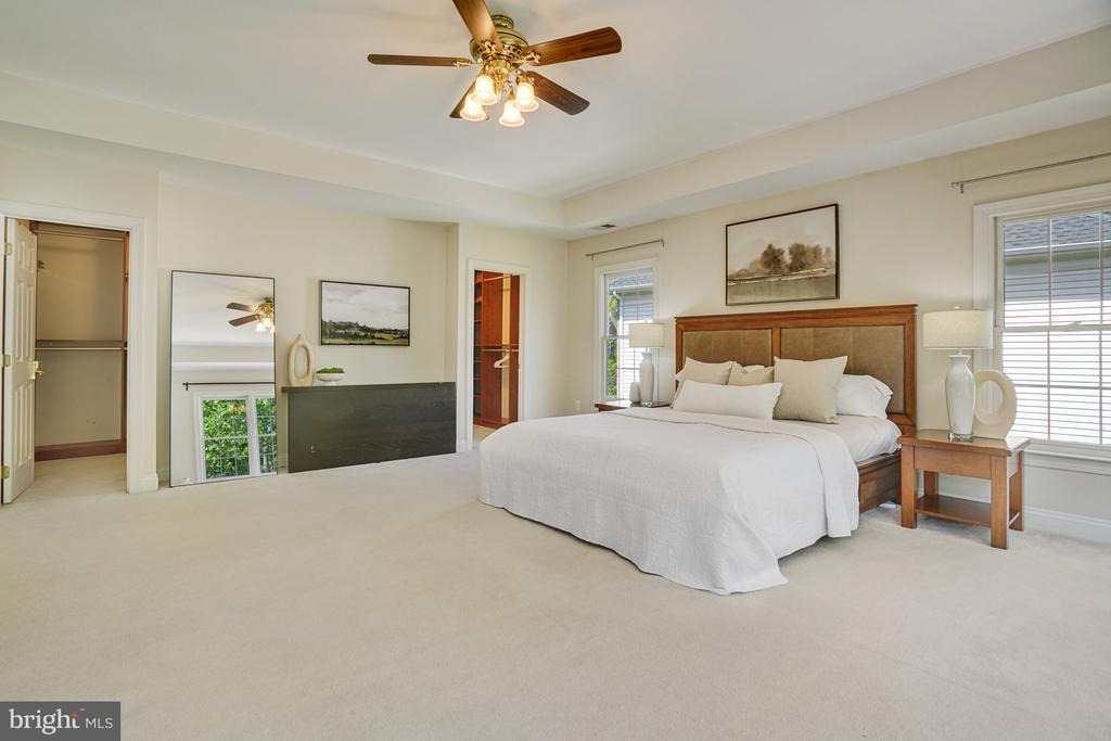 8043 WINSTEAD MANOR LANE