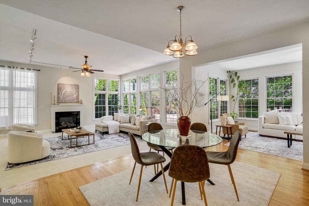 8043 WINSTEAD MANOR LANE