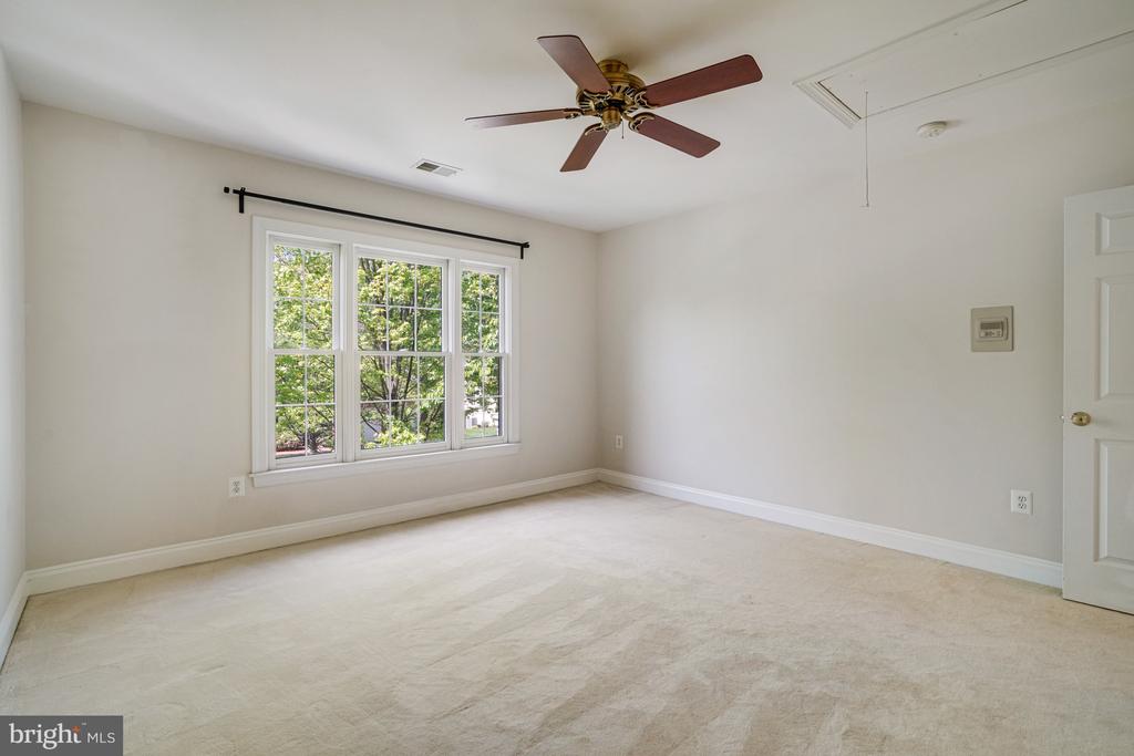 8043 WINSTEAD MANOR LANE