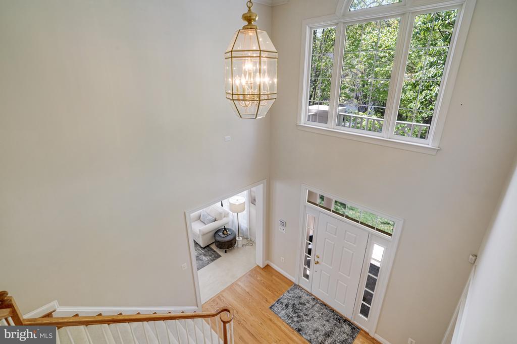 8043 WINSTEAD MANOR LANE