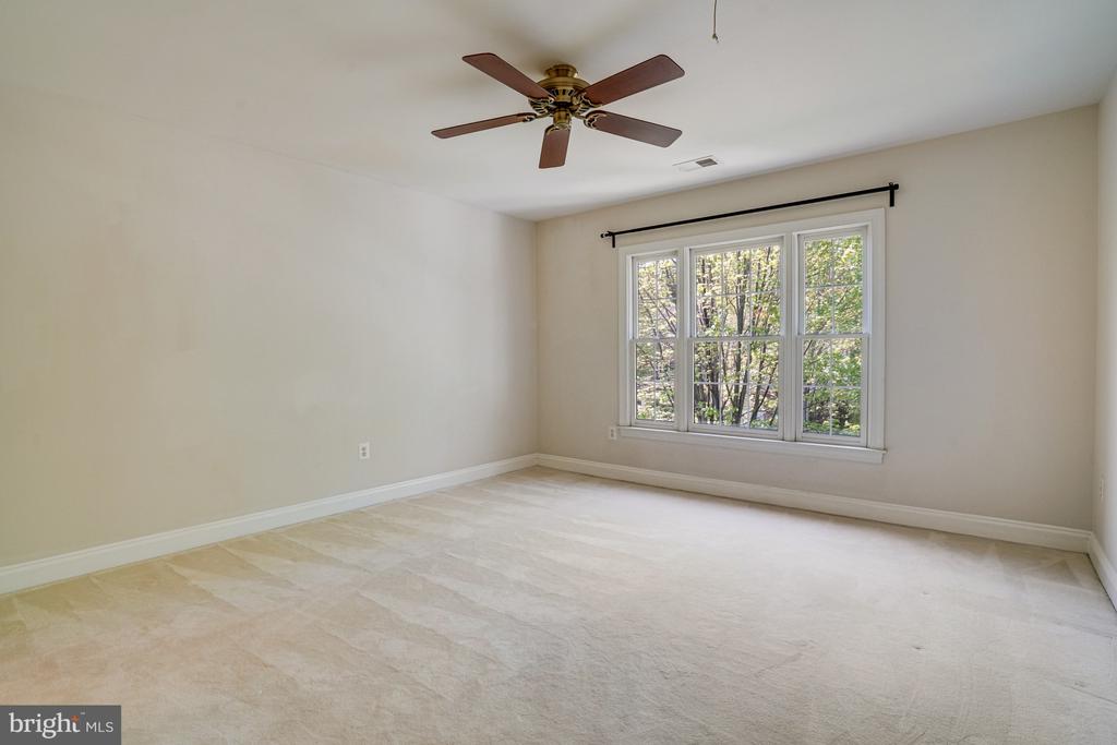 8043 WINSTEAD MANOR LANE
