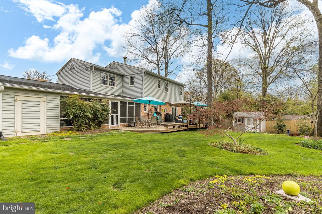 8330 BLOWING ROCK ROAD