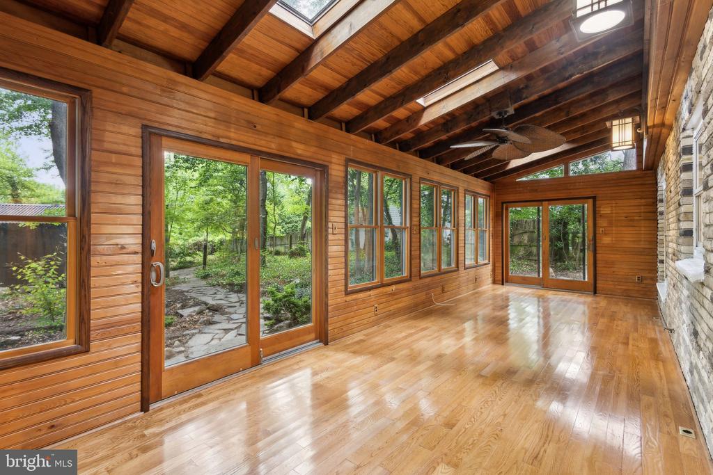 5936 RIVER DRIVE