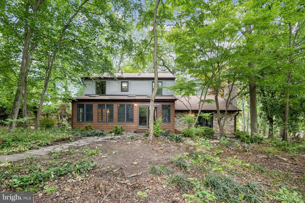 5936 RIVER DRIVE
