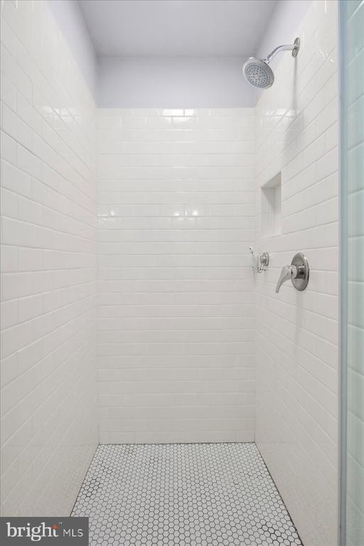 6429 14TH STREET