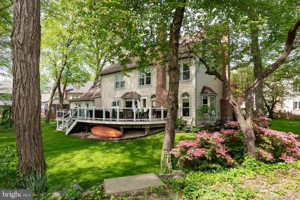 7228 DEVEREUX COURT