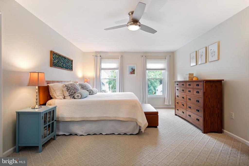 7228 DEVEREUX COURT