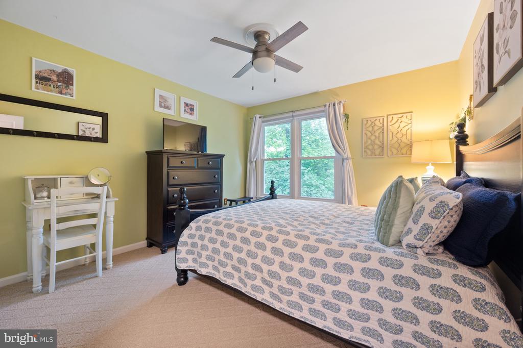 7228 DEVEREUX COURT