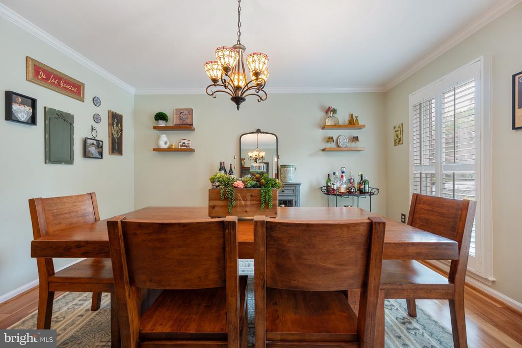 7228 DEVEREUX COURT