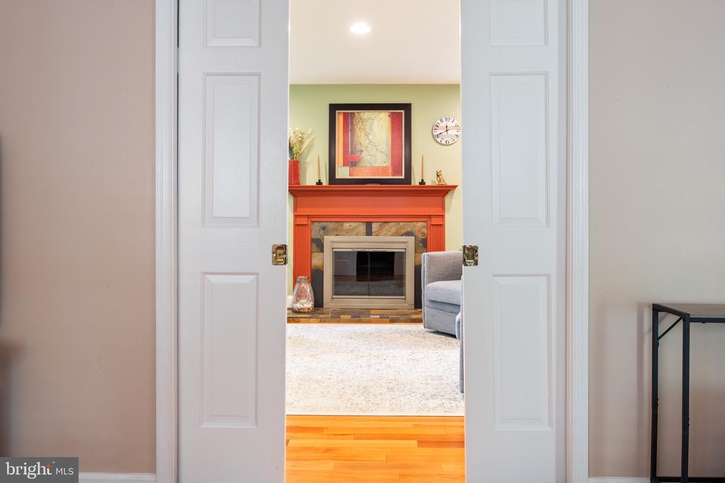 7228 DEVEREUX COURT