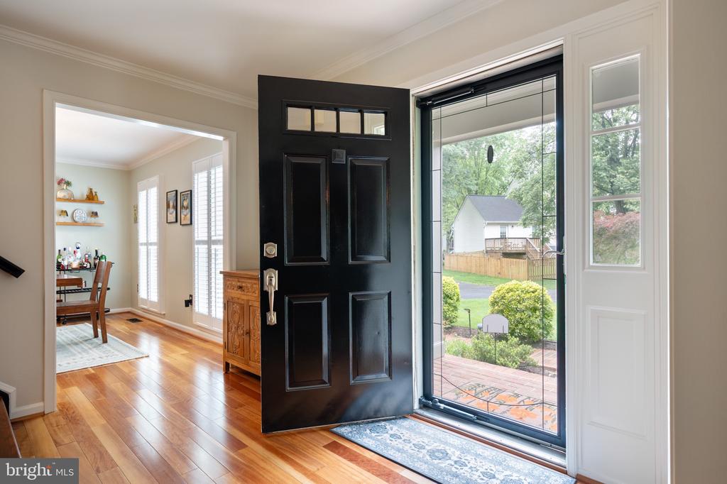7228 DEVEREUX COURT
