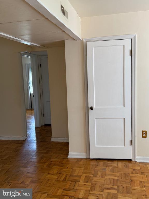 1403 BELLE VIEW BOULEVARD B-1