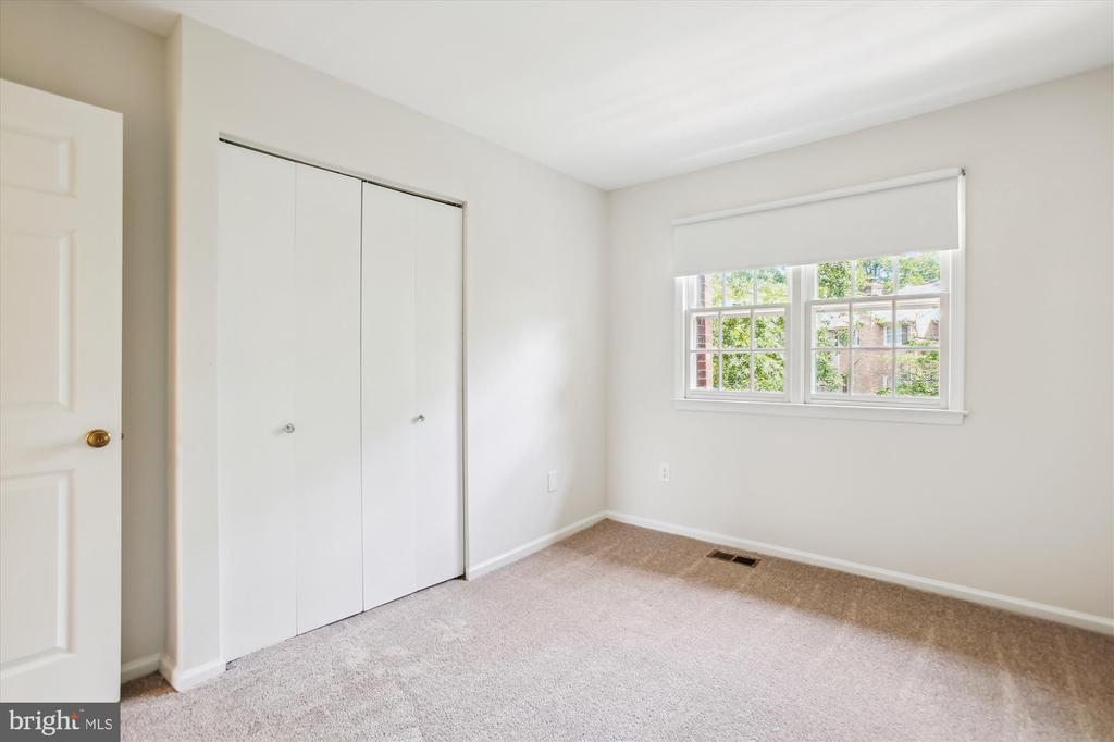 8258 CEDAR LANDING COURT