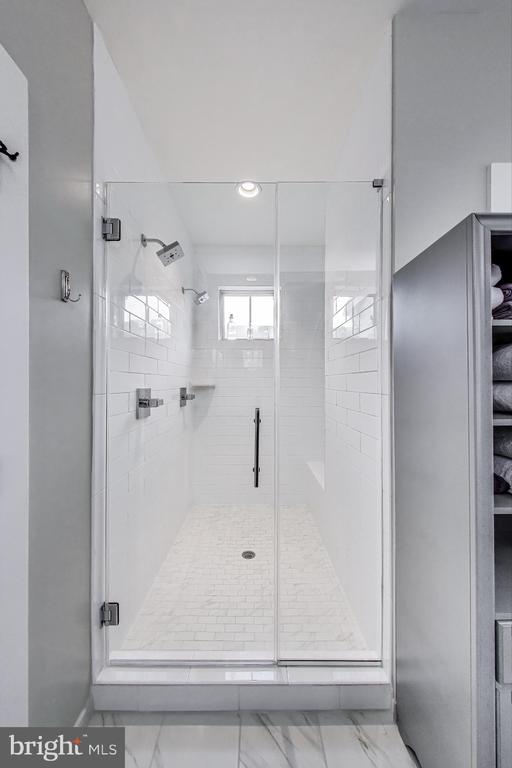 6103 OLIVET DRIVE