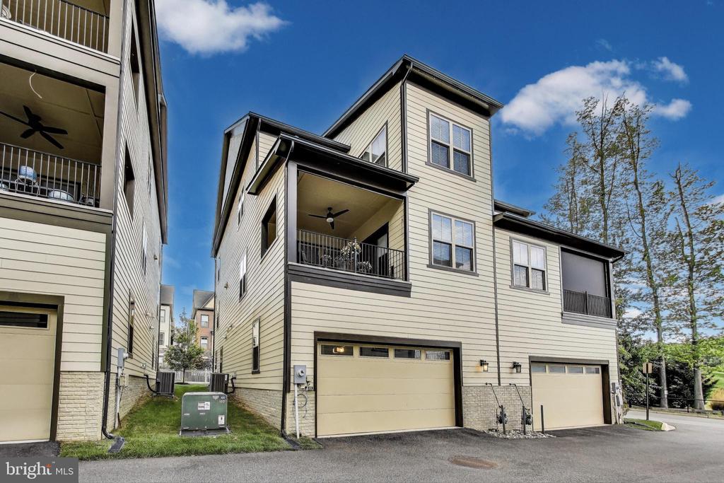 6103 OLIVET DRIVE