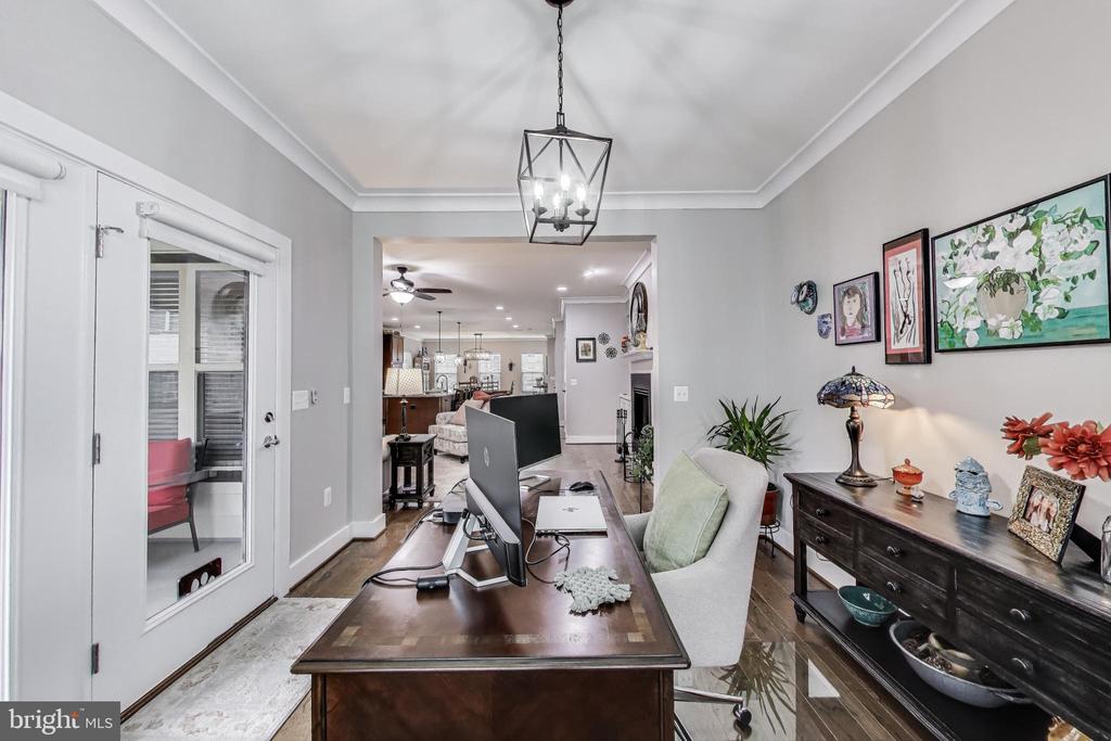 6103 OLIVET DRIVE