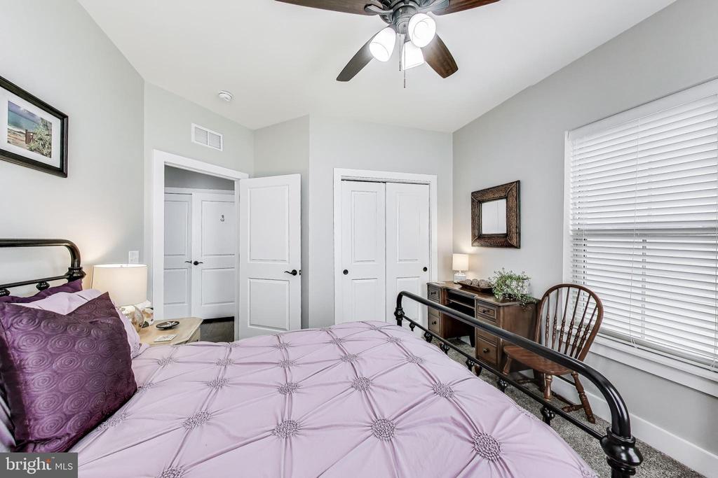 6103 OLIVET DRIVE