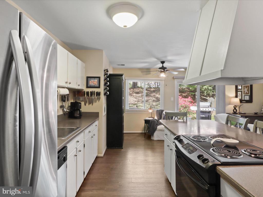 11416 TURNMILL LANE