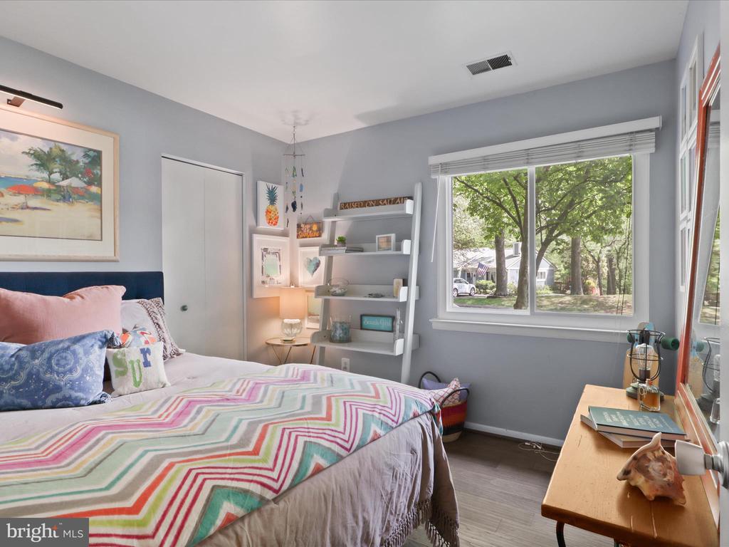 11416 TURNMILL LANE