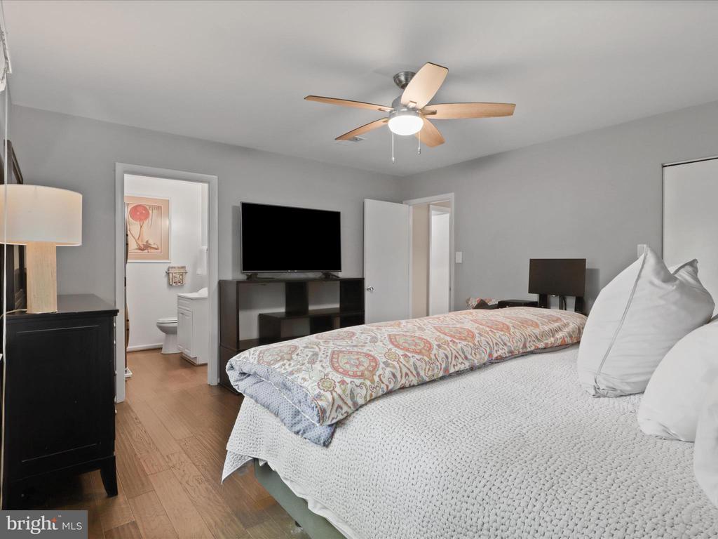 11416 TURNMILL LANE