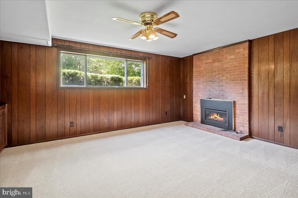 8815 BEAUCHAMP DRIVE