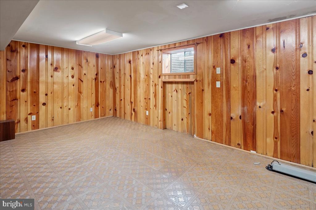 8815 BEAUCHAMP DRIVE