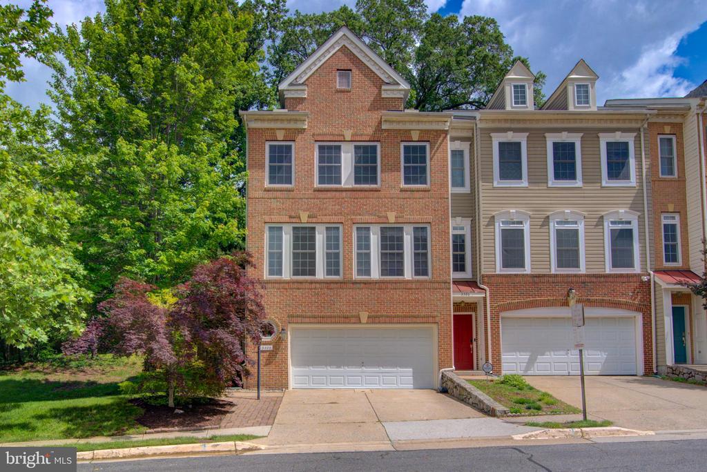 3388 BEECHCLIFF DRIVE