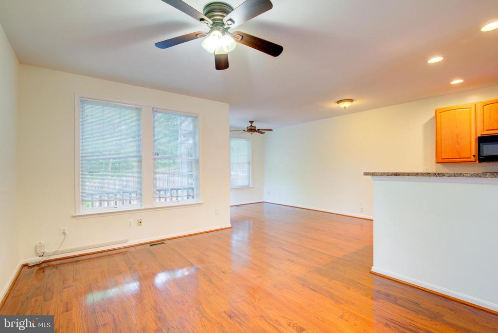 3388 BEECHCLIFF DRIVE
