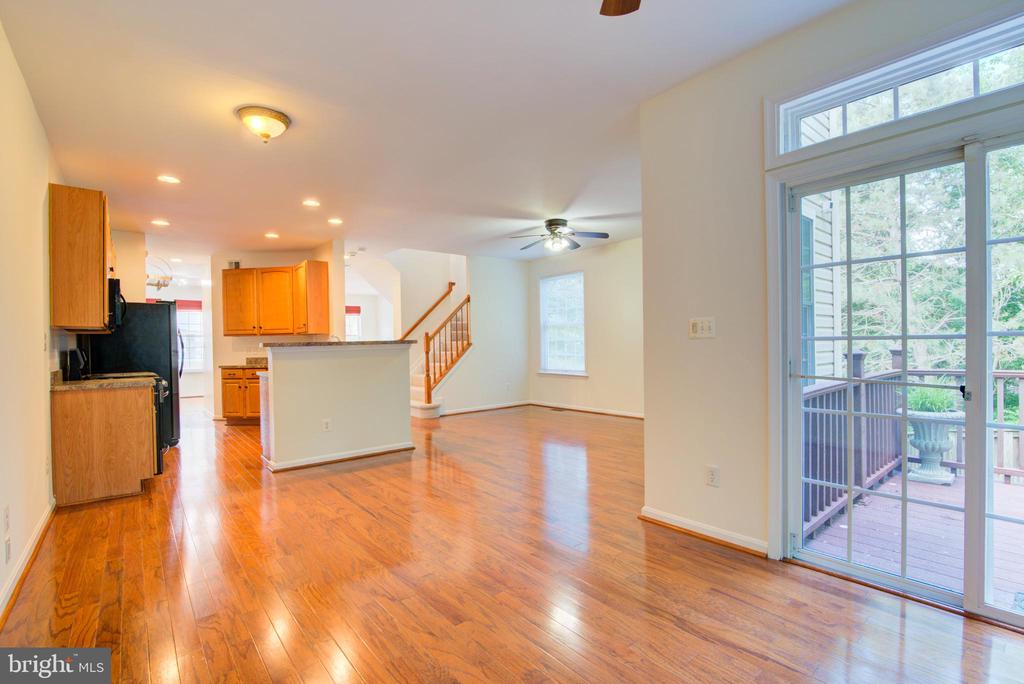 3388 BEECHCLIFF DRIVE