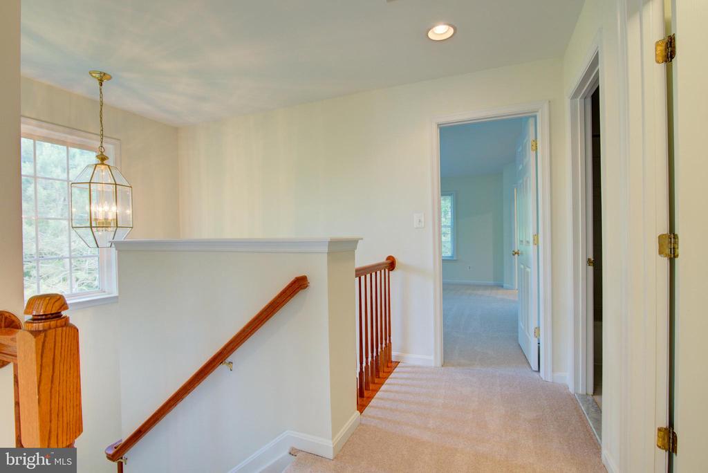 3388 BEECHCLIFF DRIVE