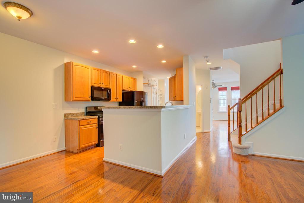 3388 BEECHCLIFF DRIVE