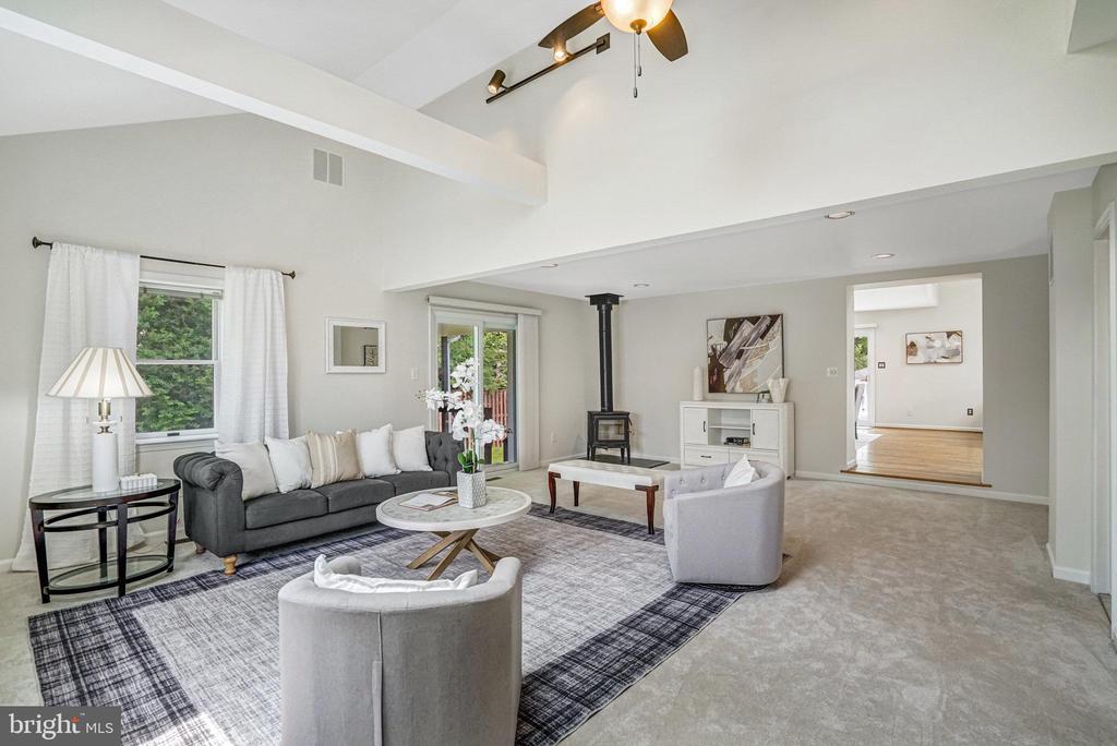 5927 DOVE DRIVE