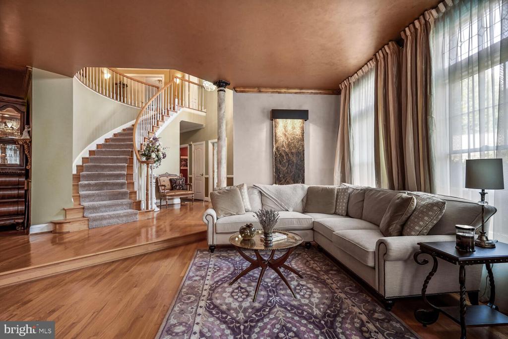 9211 BEXLEYWOOD COURT