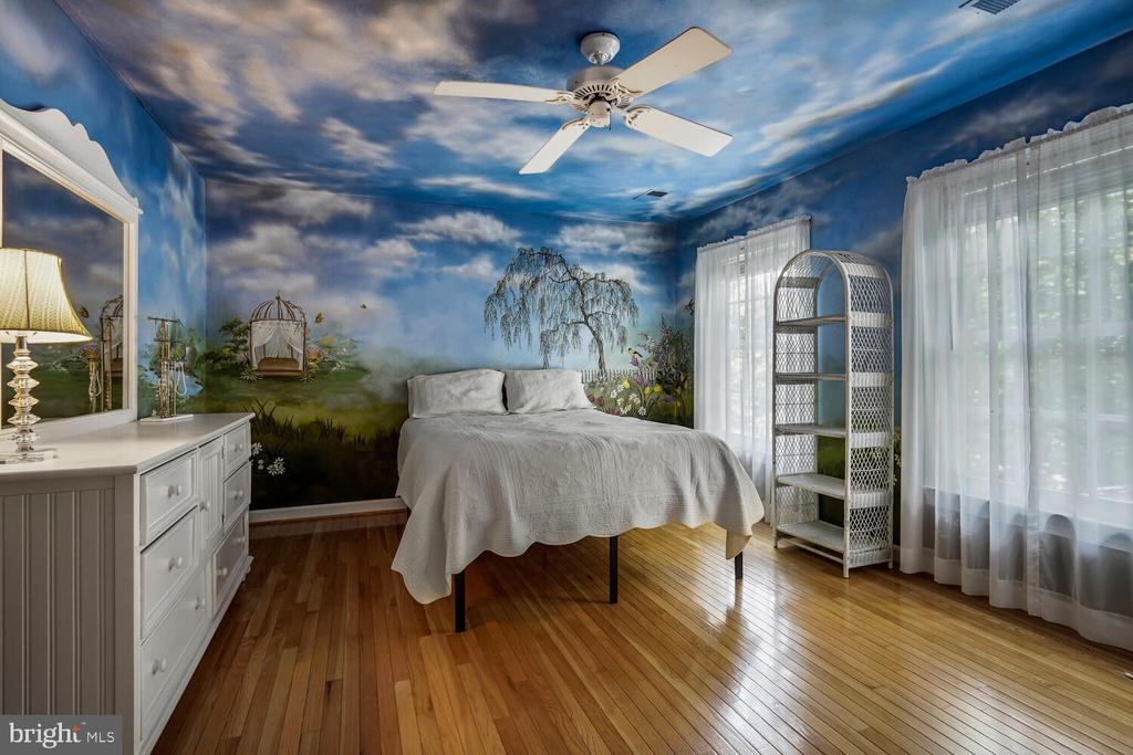 9211 BEXLEYWOOD COURT