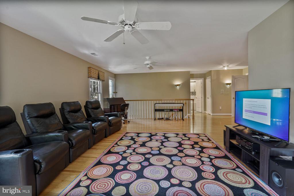 9211 BEXLEYWOOD COURT