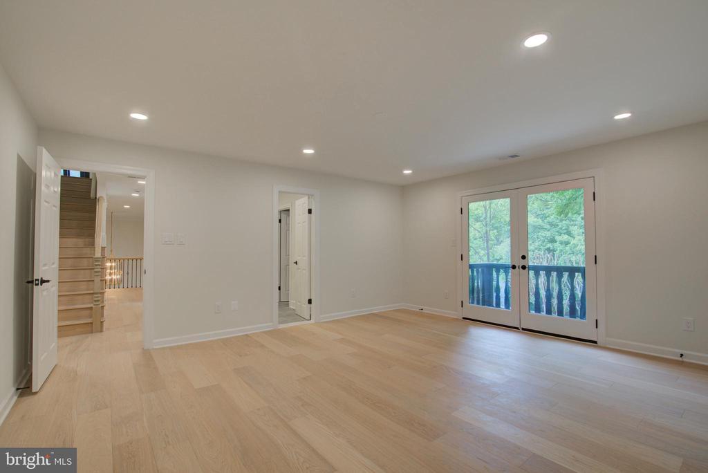 10124 WENDOVER DRIVE