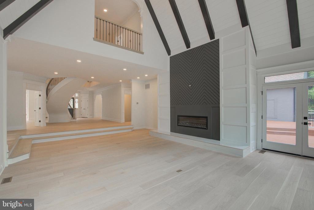 10124 WENDOVER DRIVE