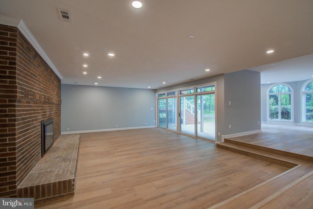 10124 WENDOVER DRIVE
